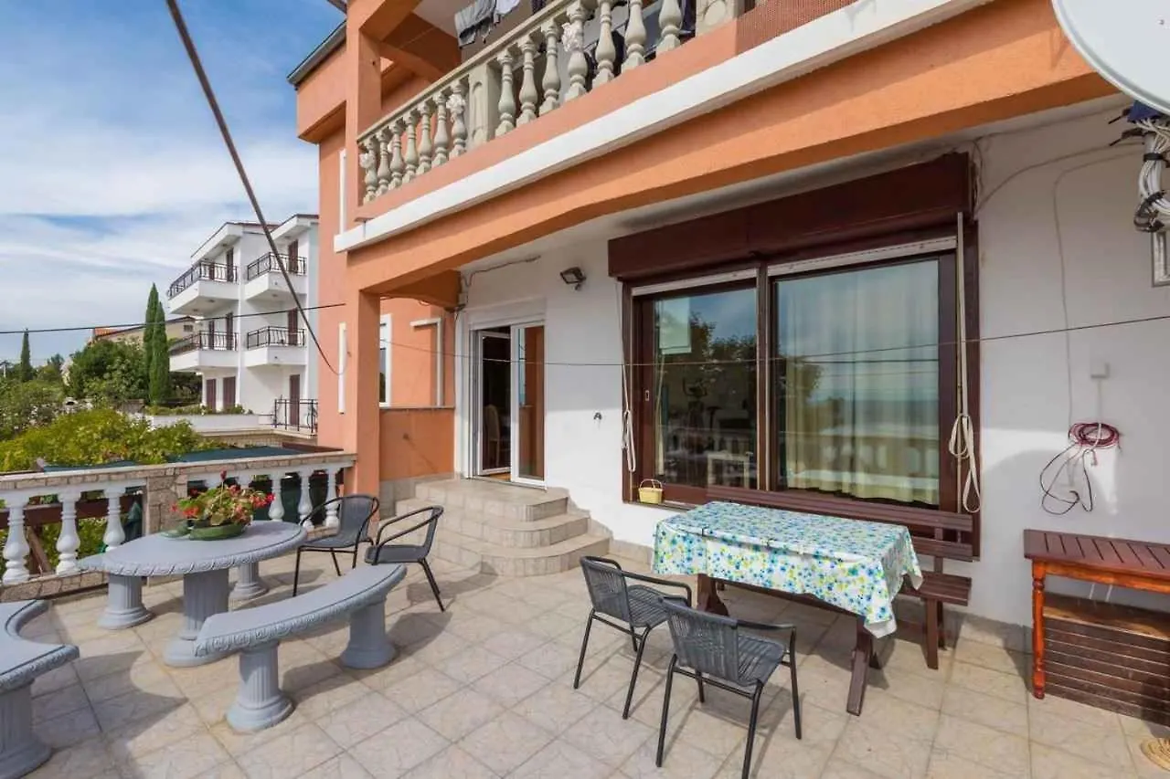 Apartment In Dramalj 39255 Kroatien